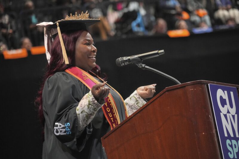 Student speaker Courtney Jae Renee addresses the class of 2025.
